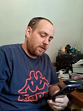 Snapshot of fettgail-0507 chatting on 04-28-26, 10:53 fettgail-0507 online show from 04-28-26, 10:53