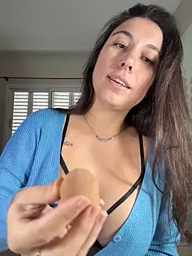Carolzinhalux69 online show from 05-25-26, 04:24