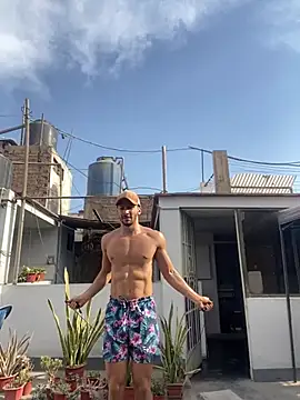 Quinterom online show from 03-30-26, 08:54