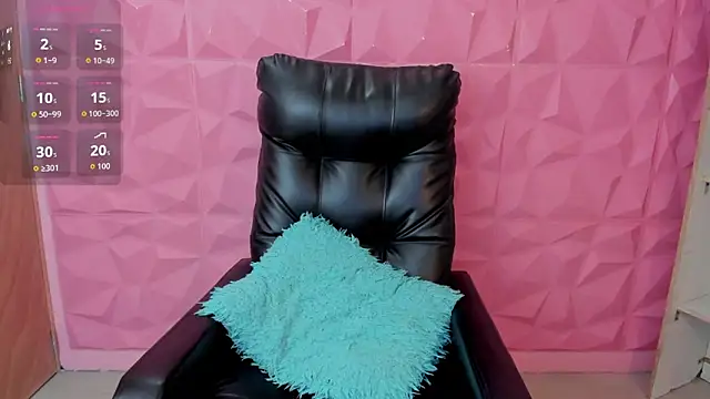 hannabackerr online show from 05-11-26, 04:15