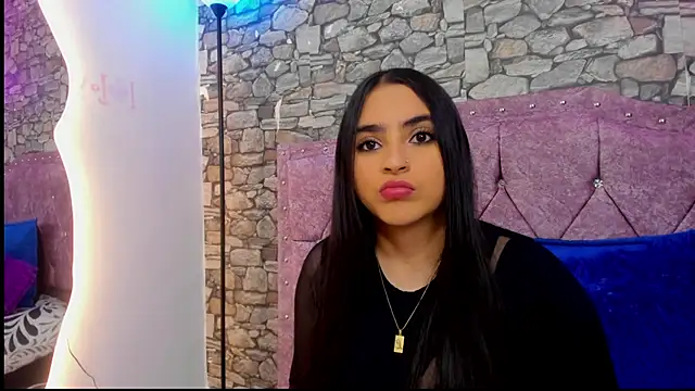 Snapshot of sweet__cherry1 chatting on 06-18-26, 07:07 sweet cherry1 online show from 06-18-26, 07:07