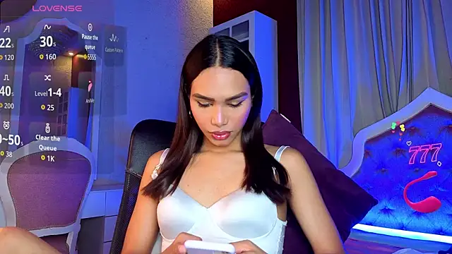 KristinaGriner online show from 05-18-26, 01:13