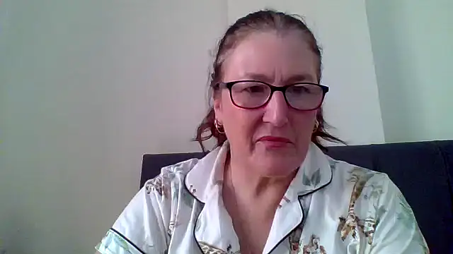 Snapshot of Flirty_Siennax chatting on 03-27-26, 11:32 Flirty Siennax online show from 03-27-26, 11:32