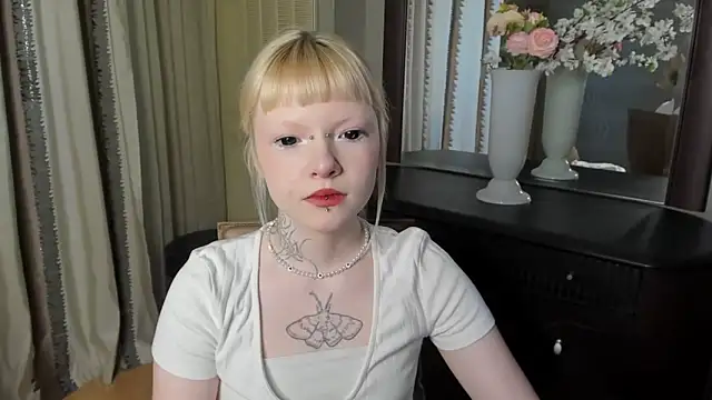 EIanorPuglia online show from 03-29-26, 06:57