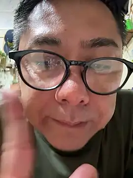 Snapshot of RYUICHI_1919 chatting on 06-07-26, 12:09 RYUICHI 1919 online show from 06-07-26, 12:09