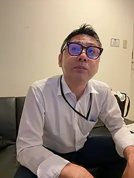 Snapshot of RYUICHI_1919 chatting on 06-09-26, 10:27 RYUICHI 1919 online show from 06-09-26, 10:27