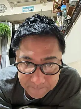 Snapshot of RYUICHI_1919 chatting on 06-22-26, 02:25 RYUICHI 1919 online show from 06-22-26, 02:25