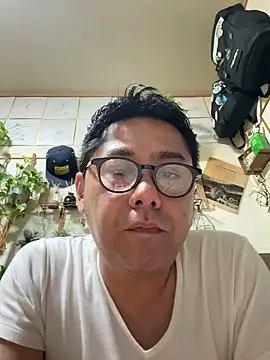 Snapshot of RYUICHI_1919 chatting on 06-24-26, 02:16 RYUICHI 1919 online show from 06-24-26, 02:16