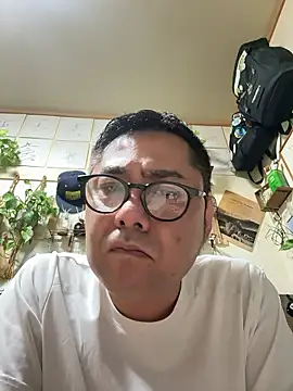 Snapshot of RYUICHI_1919 chatting on 07-07-26, 02:10 RYUICHI 1919 online show from 07-07-26, 02:10