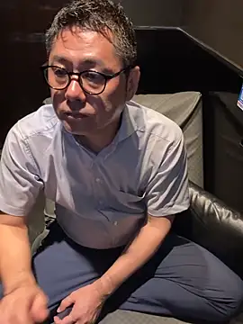 Snapshot of RYUICHI_1919 chatting on 07-08-26, 10:20 RYUICHI 1919 online show from 07-08-26, 10:20