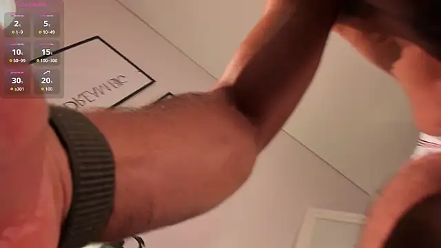 Max strong01 online show from 05-09-26, 10:48