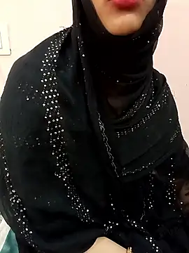 Snapshot of Miss_Noor__ chatting on 05-27-26, 07:38 Miss Noor online show from 05-27-26, 07:38