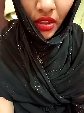 Snapshot of Miss_Noor__ chatting on 06-19-26, 08:29 Miss Noor online show from 06-19-26, 08:29