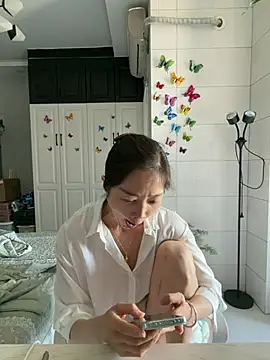 yuanpu0925 online show from 04-26-26, 12:30