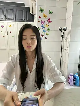 yuanpu0925 online show from 05-16-26, 10:41