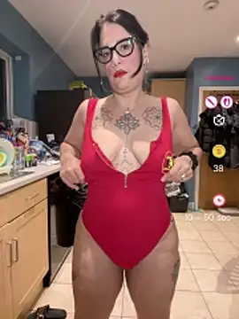 IvyBelleMilf online show from 05-10-26, 09:09