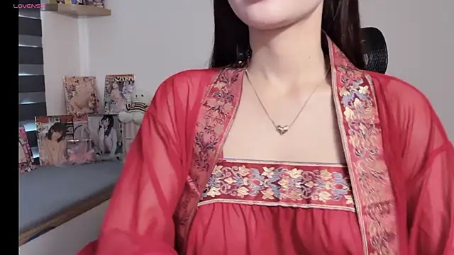 Snapshot of Reina_Sweet chatting on 05-06-26, 04:08 Reina Sweet online show from 05-06-26, 04:08