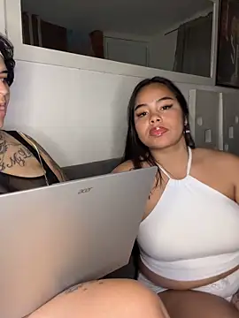 lunaa love online show from 05-17-26, 11:56