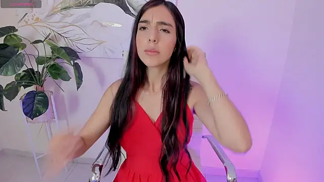 crystal arlette  online show from 04-20-26, 01:47
