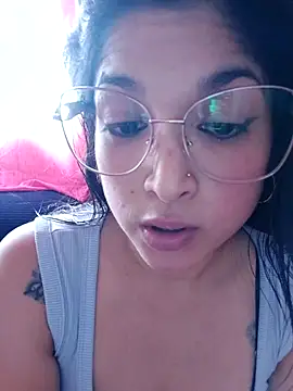 Steffanny2026 online show from 04-17-26, 06:55