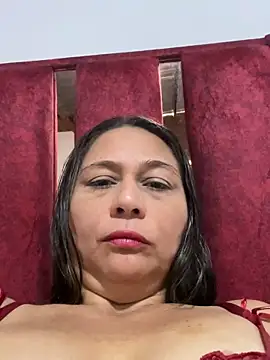 Snapshot of _violeta_99 chatting on 05-25-26, 03:07 violeta 99 online show from 05-25-26, 03:07