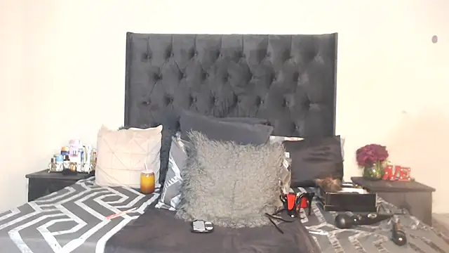 AdventuresLove7 online show from 07-14-26, 01:08