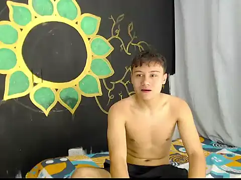 Boy Lovely18 online show from 03-29-26, 05:07