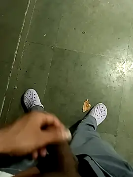 hasmukh ladka online show from 04-11-26, 06:12