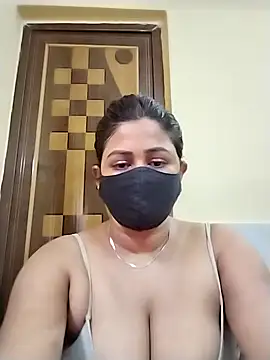 Snapshot of Rimi40464 chatting on 04-27-26, 10:46 Rimi40464 online show from 04-27-26, 10:46