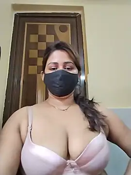 Snapshot of Rimi40464 chatting on 05-13-26, 09:50 Rimi40464 online show from 05-13-26, 09:50