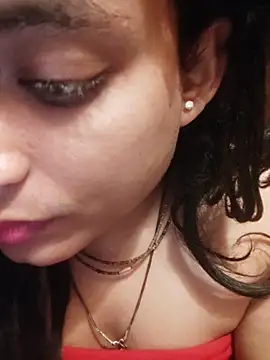 Snapshot of SweetTsAngel chatting on 05-15-26, 08:27 SweetTsAngel online show from 05-15-26, 08:27