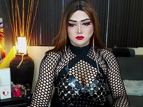 HugexMsLovelyxCock online show from 05-26-26, 08:05