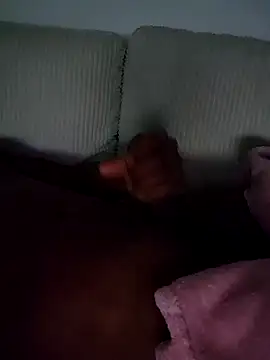 Snapshot of bignutt2980 chatting on 03-30-26, 01:39 bignutt2980 online show from 03-30-26, 01:39