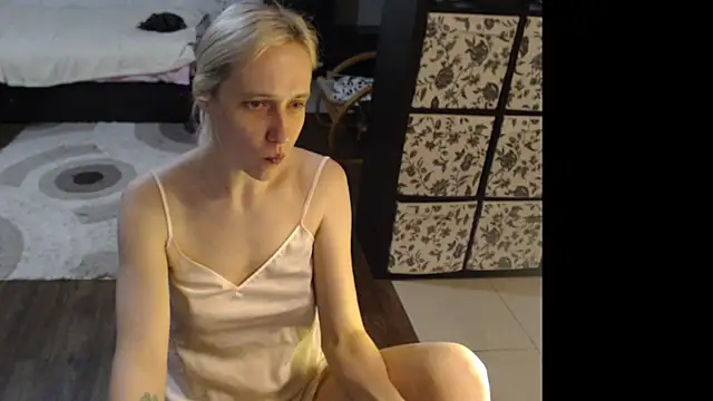 Snapshot of Sweet_hot_shrmp chatting on 05-25-26, 07:53 Sweet hot shrmp online show from 05-25-26, 07:53