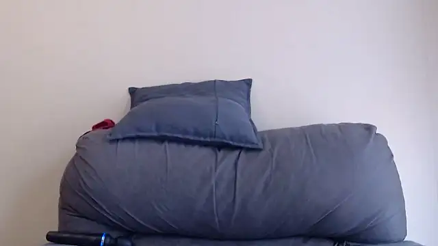 xxZoeyx online show from 10-05-25, 04:22