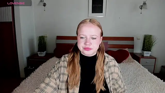 Snapshot of KittyCutest chatting on 03-31-26, 07:20 KittyCutest online show from 03-31-26, 07:20