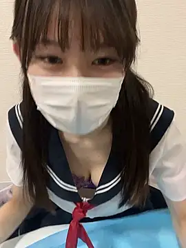 Snapshot of yuki2210 chatting on 05-13-26, 10:34 yuki2210 online show from 05-13-26, 10:34