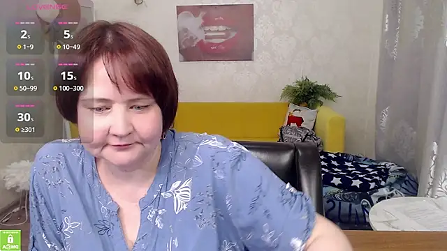 Snapshot of QUEEN02030 chatting on 07-04-26, 03:18 QUEEN02030 online show from 07-04-26, 03:18