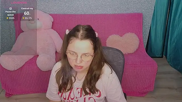 SofiDreamm online show from 05-04-26, 07:43