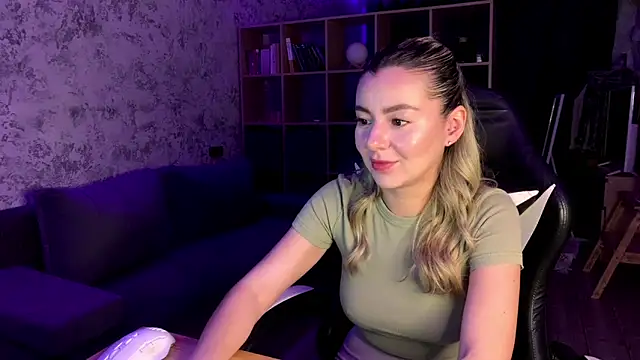 SandyKiss  online show from 05-28-26, 06:38