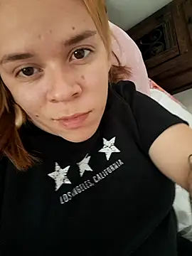 Snapshot of Nalikind chatting on 07-18-26, 03:38 Nalikind online show from 07-18-26, 03:38