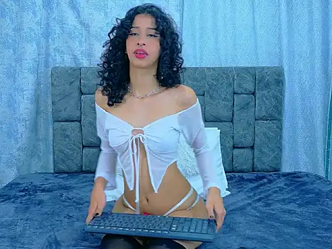 Snapshot of KathalinaRivas chatting on 03-31-26, 02:39 KathalinaRivas online show from 03-31-26, 02:39