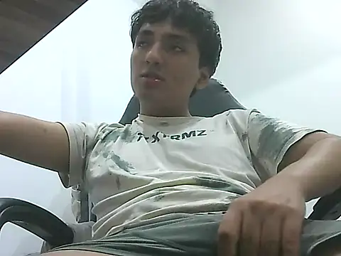 boynovaa online show from 05-25-26, 04:40