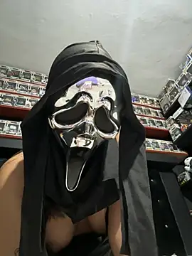 DulceLuaXxx online show from 04-12-26, 02:38