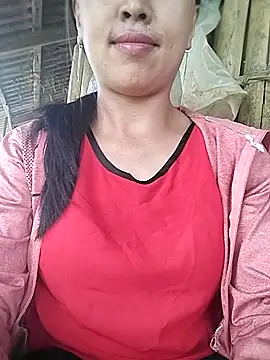 Snapshot of Lisa-aa chatting on 04-05-26, 04:53 Lisa-aa online show from 04-05-26, 04:53