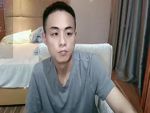 Snapshot of davidboys chatting on 04-13-26, 07:25 davidboys online show from 04-13-26, 07:25