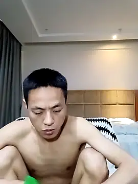 Snapshot of davidboys chatting on 04-25-26, 07:33 davidboys online show from 04-25-26, 07:33