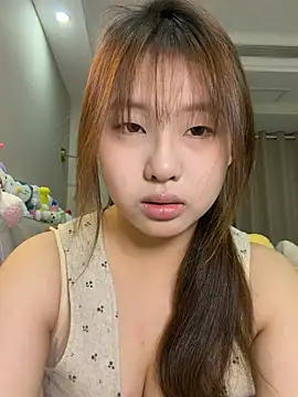 Snapshot of xx132546 chatting on 05-08-26, 12:54 xx132546 online show from 05-08-26, 12:54