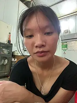 Elisa-a online show from 05-19-26, 09:37