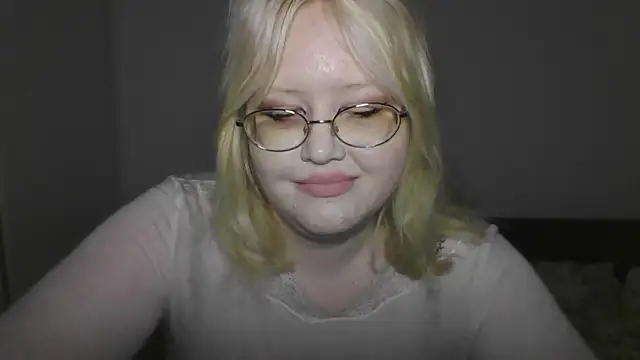 Elayne Sweet online show from 05-17-26, 06:11